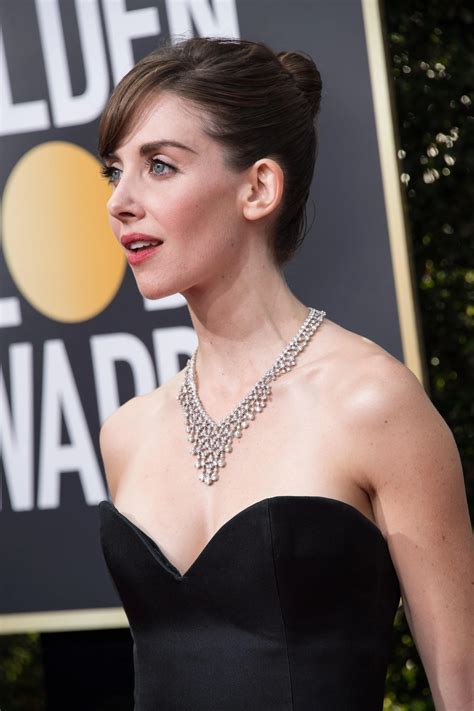 Alison Brie | Scrolller