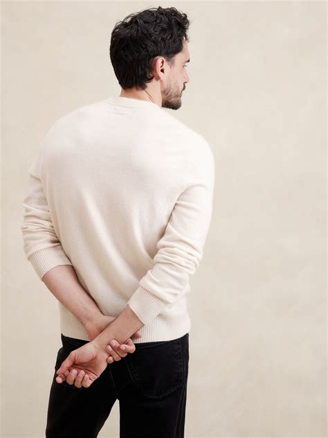 Cashmere Crew-Neck Sweater | Banana Republic