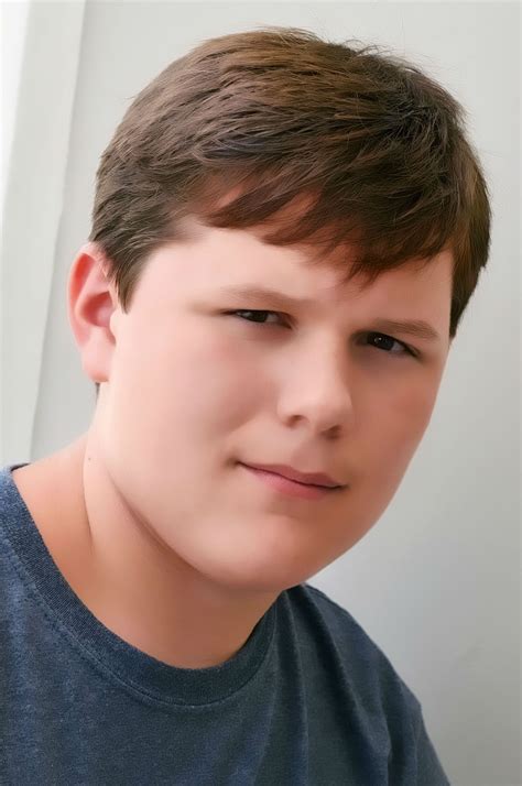 Robert Capron - AdoroCinema