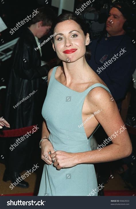 02dec97 Actress Minnie Driver Premiere Her Stock Photo 93663553 ...