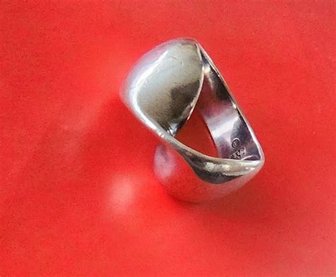 Vintage James Avery Twist Sculpted Bow Ring Size 8 NE… - Gem