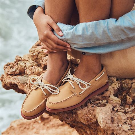 Classic Boat Shoe for Women in Beige