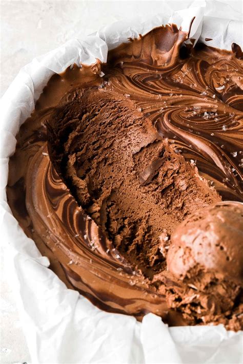 Dark Chocolate Ice Cream - Baran Bakery