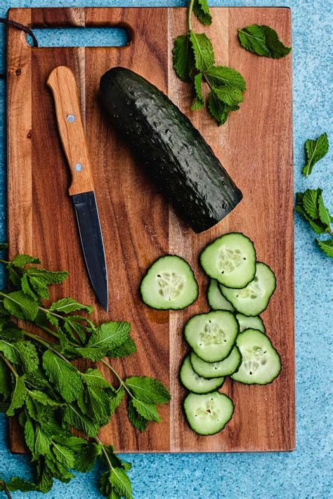Easy Cucumber Water Recipe - Dinner, then Dessert