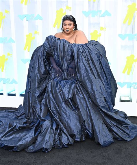 Download Fat Black Woman Lizzo Gown Wallpaper | Wallpapers.com