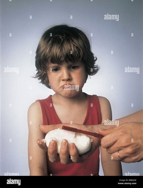 FL4936, Steve Lawrence; Girl Sulking, About to Get her Mouth Washed Out ...