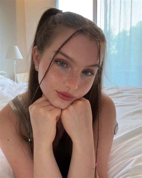 @zoe101anddone | Give me a hint 🫣 | Instagram