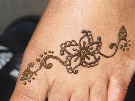 Small Henna Tattoo Designs - Forearm Tattoo Ideas