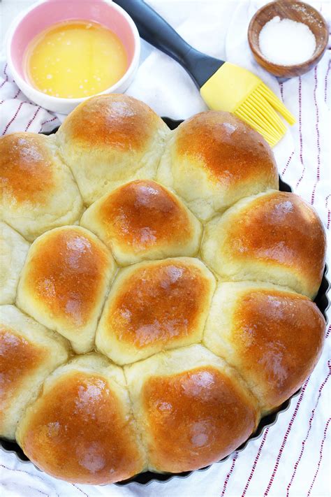 Recipe Easy Yeast Dinner Rolls at Charles Bolden blog