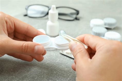 Płyny do soczewek kontaktowych - rodzaje - Medfarm.com.pl