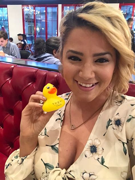 Alix Lovell – Medium