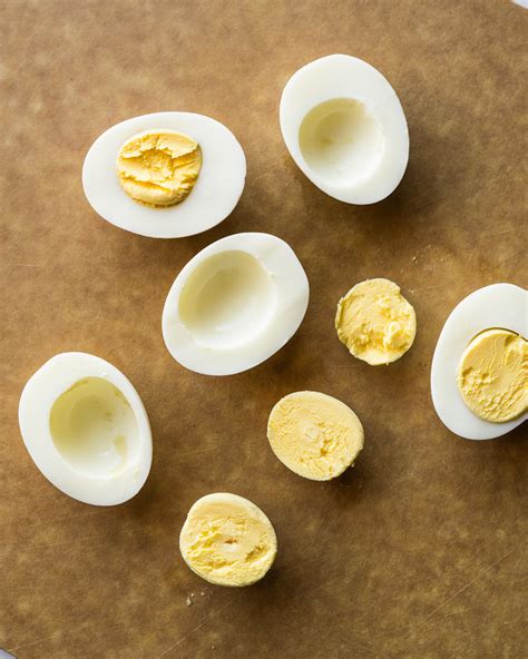 How to Peel Hard-Boiled Eggs – Pete & Gerry's