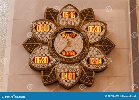 Prayer Clock in Sheikh Zayed Grand Mosque Stock Image - Image of design ...