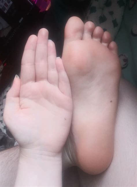 matching freckles on my left palm and sole : r/mildlyinteresting