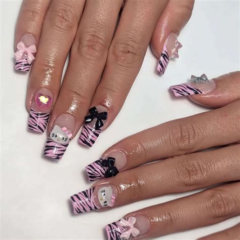 15 Zebra Nail Designs For Channeling Your Wild Side