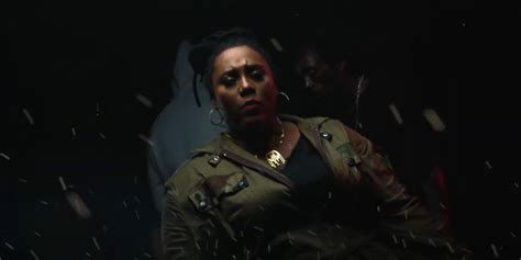 Big up Sammy Jo rocking dripping THC chain in her new video! – hideout
