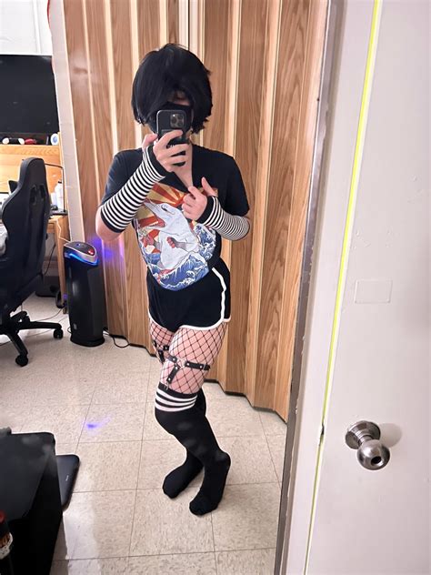 F1nn5ter New Video Sextape Naked Playing On Bedroom : r/FemboySafeSpace