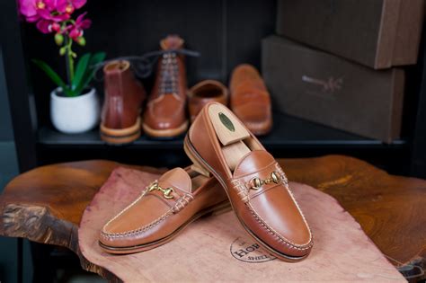 Rancourt Natural Shell Cordovan Horse-Bit Loafer – Alden of San Diego