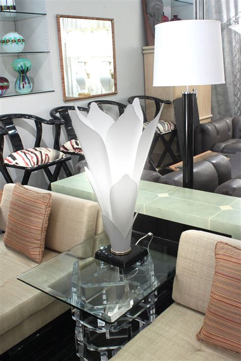 Flower Table Lamp with Molded White Lucite Petals by Rougier at 1stDibs ...