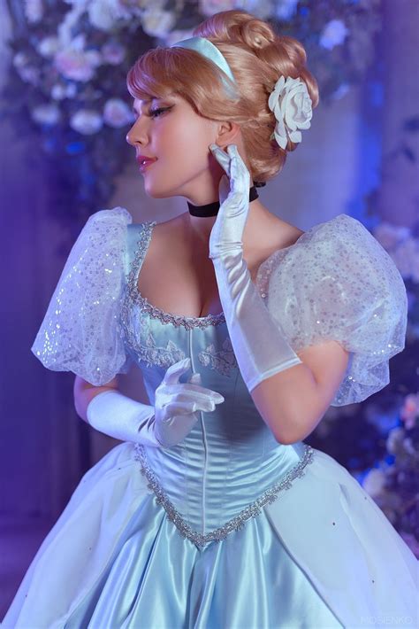 Pin by u0438u043Bu044Cu0438u043D on Золушка | Cinderella cosplay ...