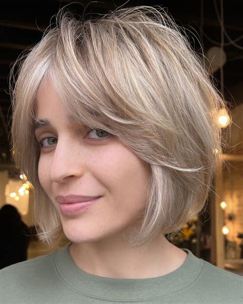 30 Trendy Chin-Length Bob Haircuts to Try Right Away - Hair Adviser