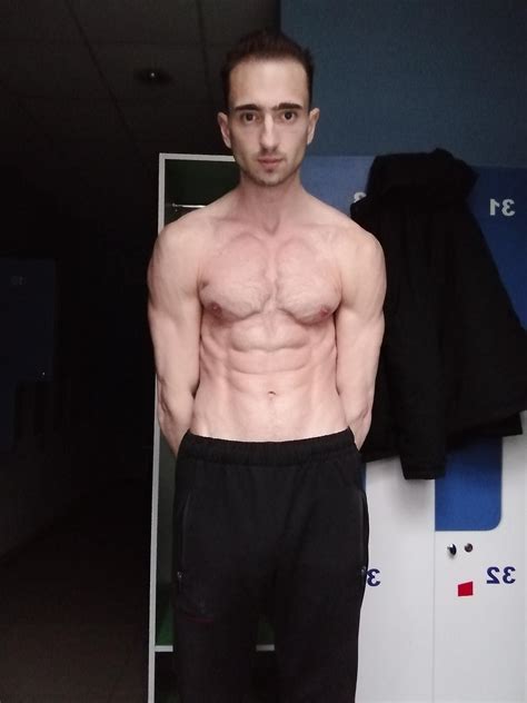 rate my body : r/gaybrosgonemild