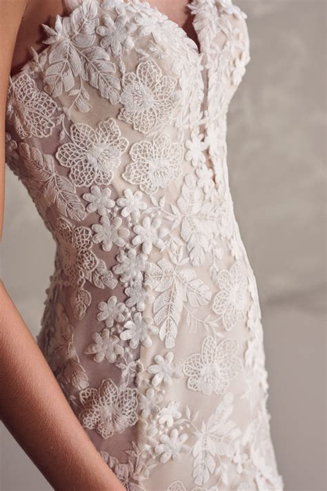 Earthy Wedding Dress | Boho bridal dress, Gorgeous wedding dress, Sottero and midgley wedding ...