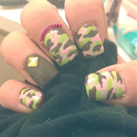 Pink Camo Acrylic Nail Tips
