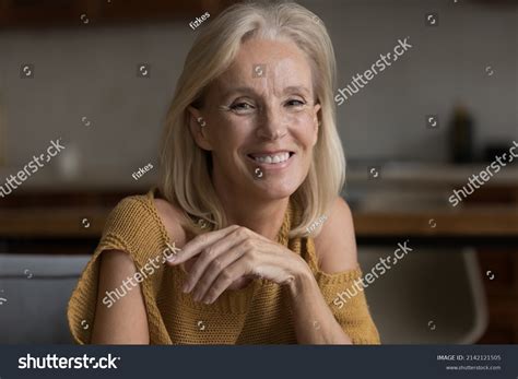 1 Dentist Landlady Royalty-Free Images, Stock Photos & Pictures | Shutterstock