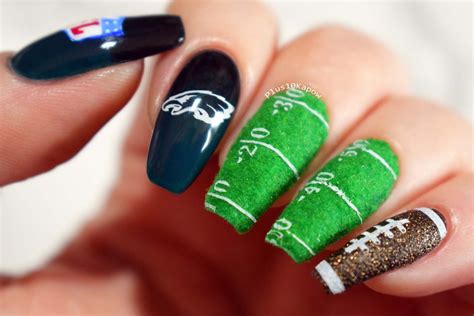 It's time for Eagles Football!!! | Football nails, Eagle nails ...