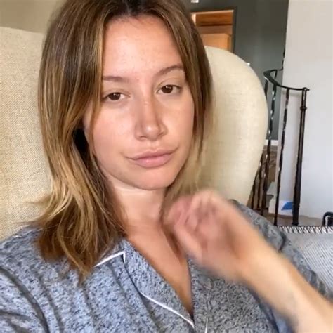 Most Naturally Beautiful Women Without Makeup