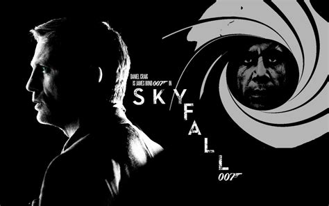 Skyfall HD Wallpaper: Daniel Craig & Javier Bardem as Bond and Silva