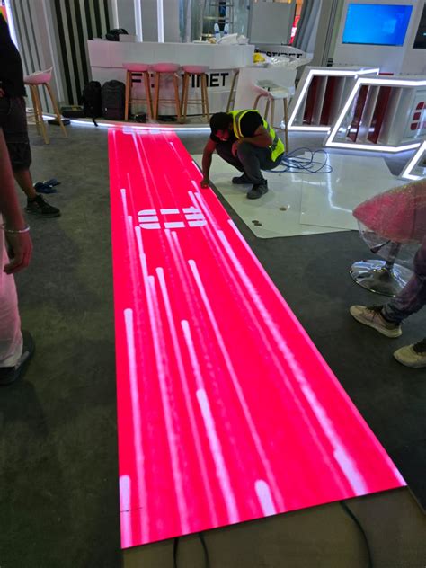 Rolling Floor LED Display