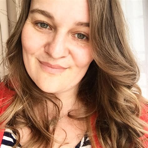 Juanita Dickinson - Social Worker and Counsellor (@the.nest.portland ...