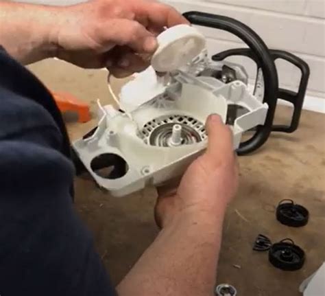 How to Replace the Recoil Rope on a Stihl MS170 Chainsaw | L&S