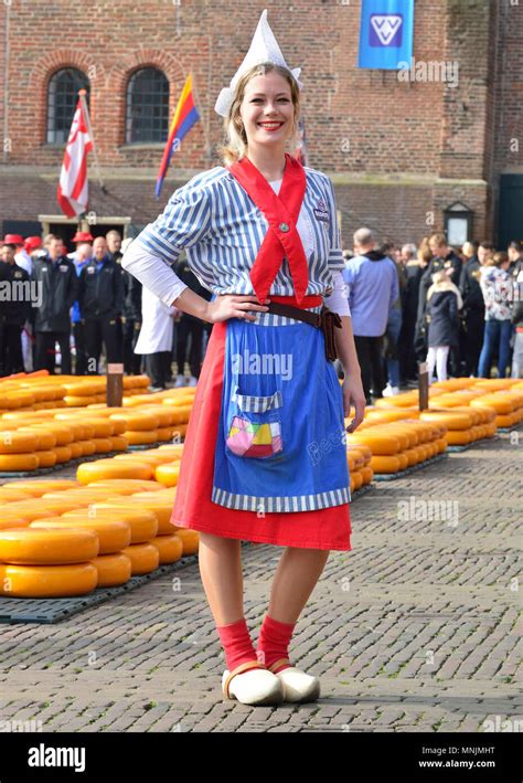 Traditional Dutch Girl Stock Photos & Traditional Dutch Girl Stock ...