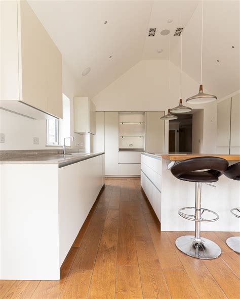 How To Coordinate Your Kitchen Flooring - A Design Guide