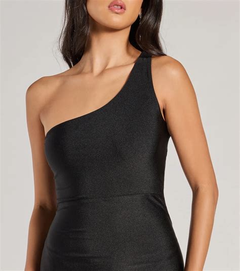 Sutton One-Shoulder Strappy Slim Formal Dress & Windsor