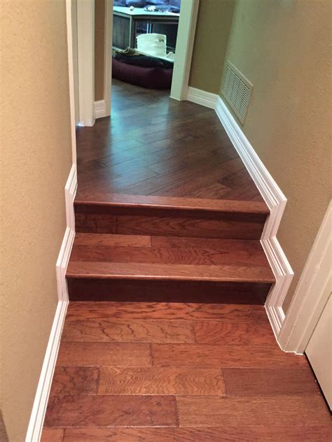Vinyl Flooring Stairs: A Guide For Homeowners - Flooring Designs