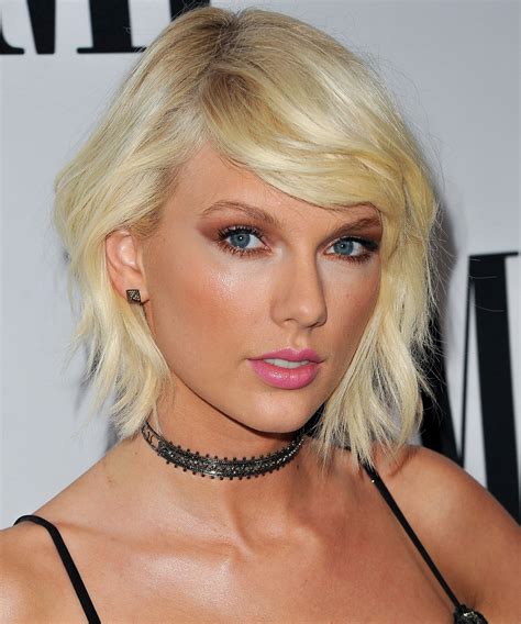 Taylor Swift Haircut Short
