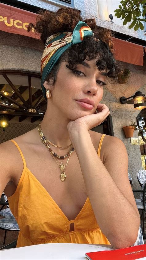 38 Lovely Bandana Hairstyles To Try - Styleoholic