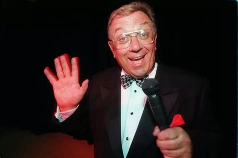 Robbie Williams' dad Pete Conway reveals his bucket list after opening ...