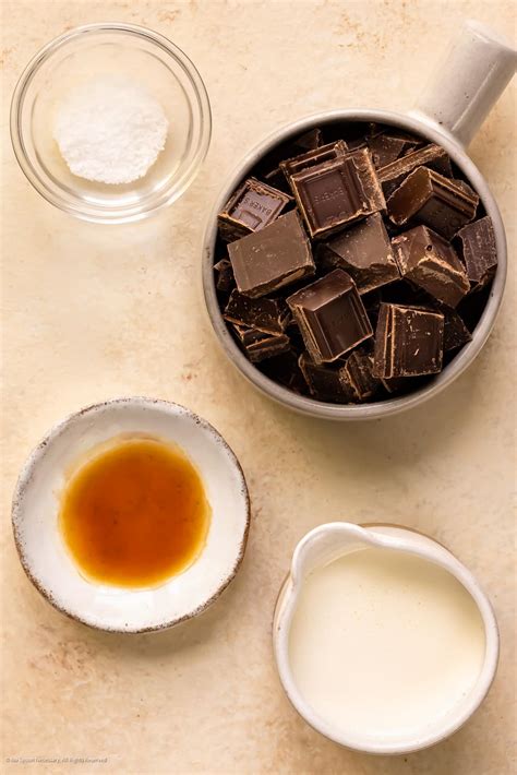 Chocolate Dipping Sauce Recipe - No Spoon Necessary