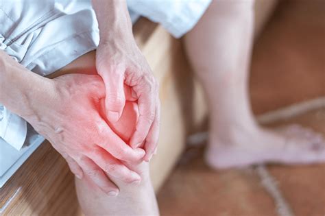 Does Hemp Seed Oil Help Joint Pain? | New Hemisphere