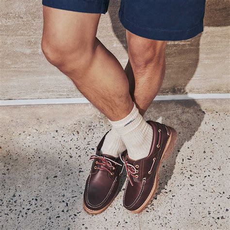 Timberland® Authentic 3-Eye Lug Handsewn Boat Shoe for Men in Brown