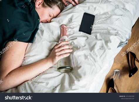 Drunk Woman Passed Out Bed Stock Photo 1014593785 | Shutterstock
