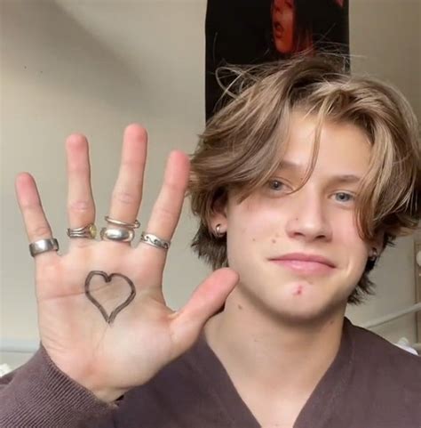 Pin on Main/ Rather List | Light brown hair men, Long hair styles men ...