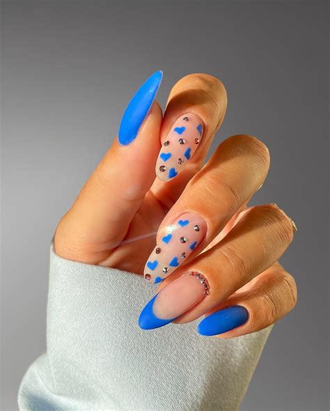 23+ Classy Almond Blue Nails for A Chic 2024 - DrExplains