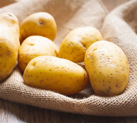 Pink Spots On Yukon Gold Potatoes Russets Vs. Red Vs. Yukon Gold Potatoes: What's The Difference ...