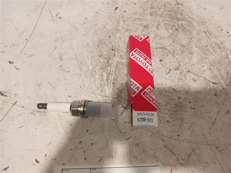 Spark Plug Rav4 Toyota 2004